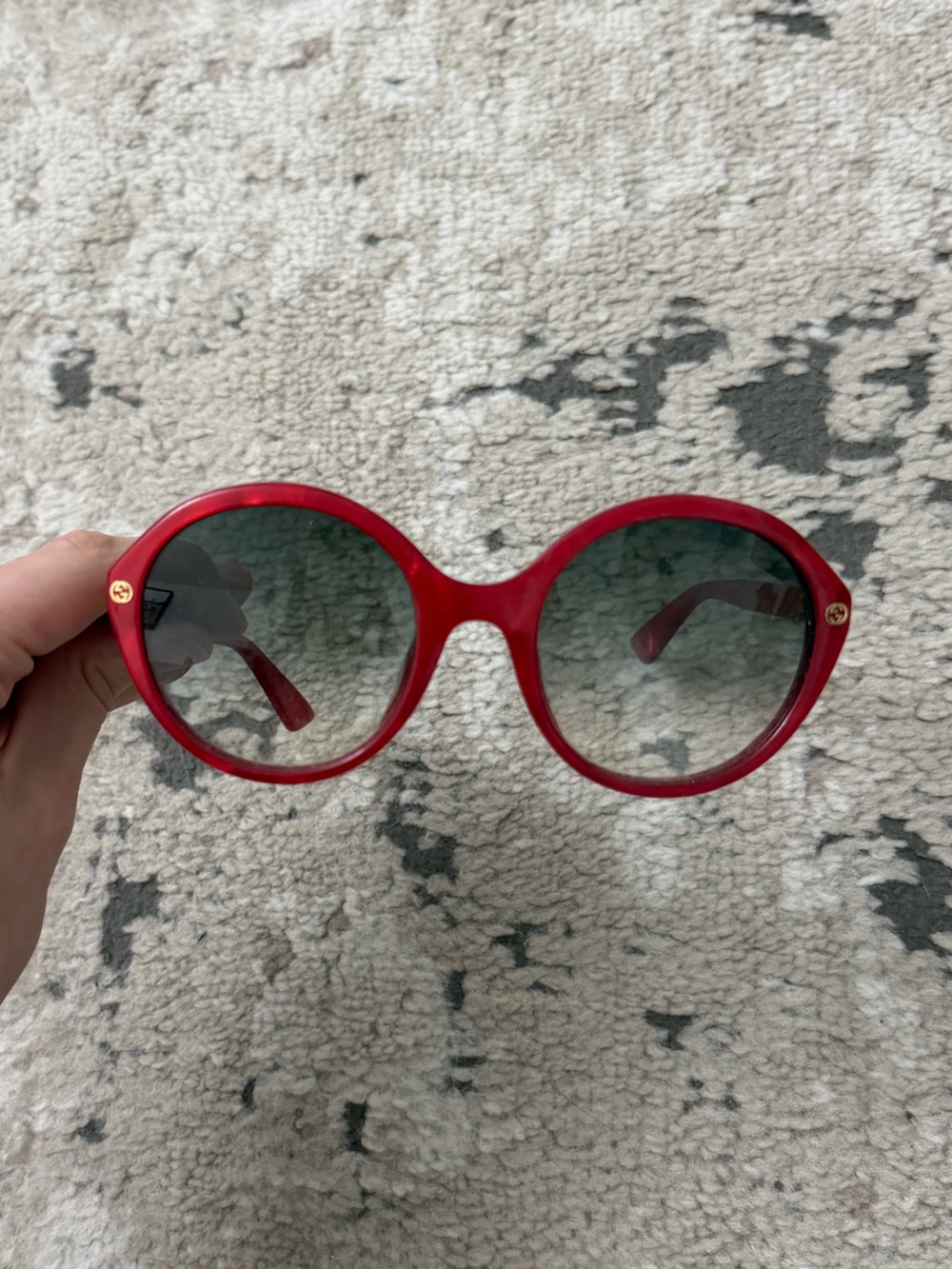 Gucci GG Vintage Oversized Round Sunglasses - Red Marble Frame, Gold Bee